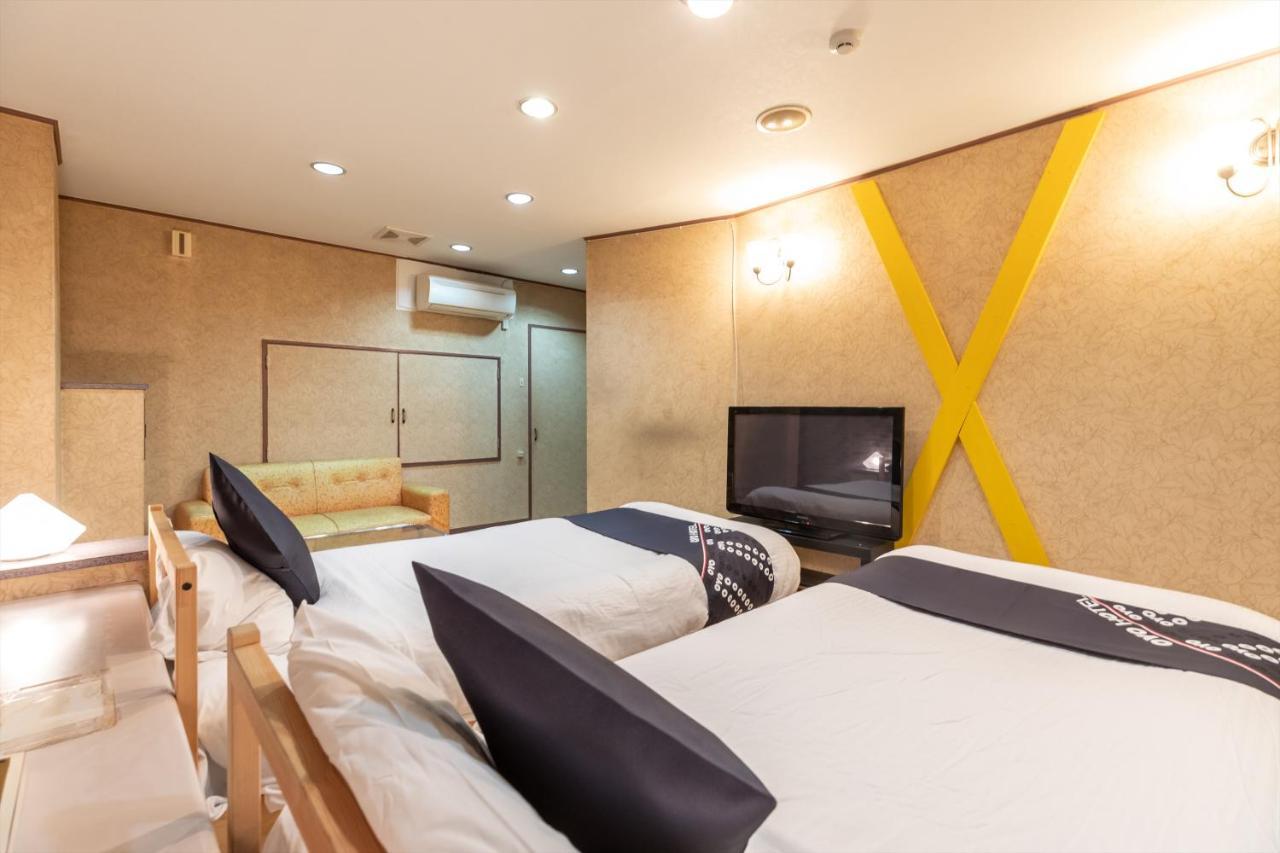 Oyo Hotel Tatsuyoshi Sennan Misakimachi 淡轮 外观 照片